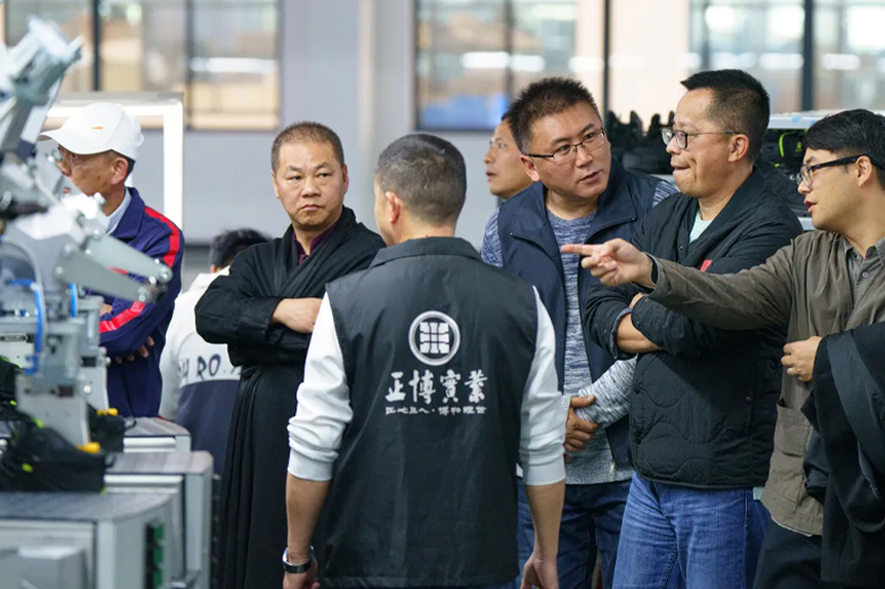 多一度热爱 I 热烈欢迎361°（中国）有限公司丁董事长陈总经理一行莅临正博实业参观指导