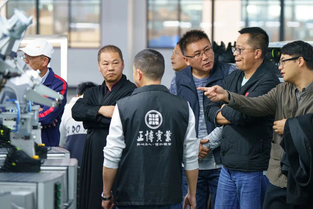 多一度热爱 I 热烈欢迎361°（中国）有限公司丁董事长陈总经理一行莅临正博实业参观指导